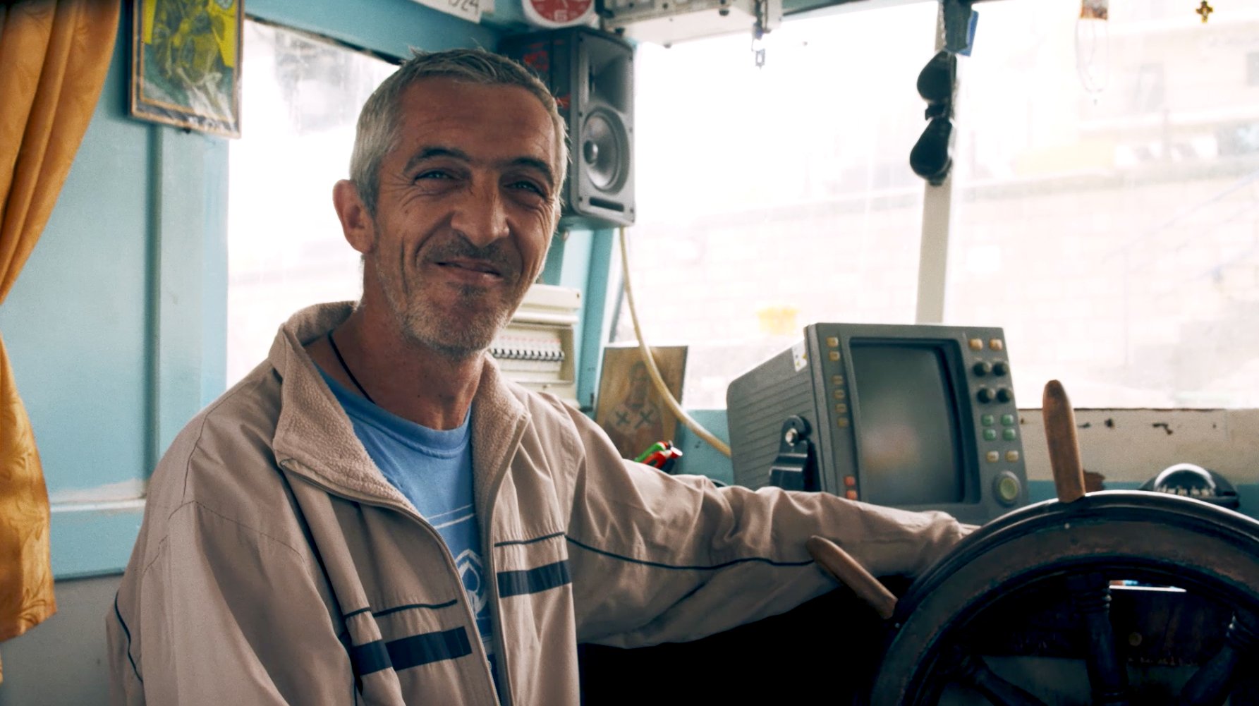Deel de liefde: visser Neos Mihalis proeft van zijn geluk op zee